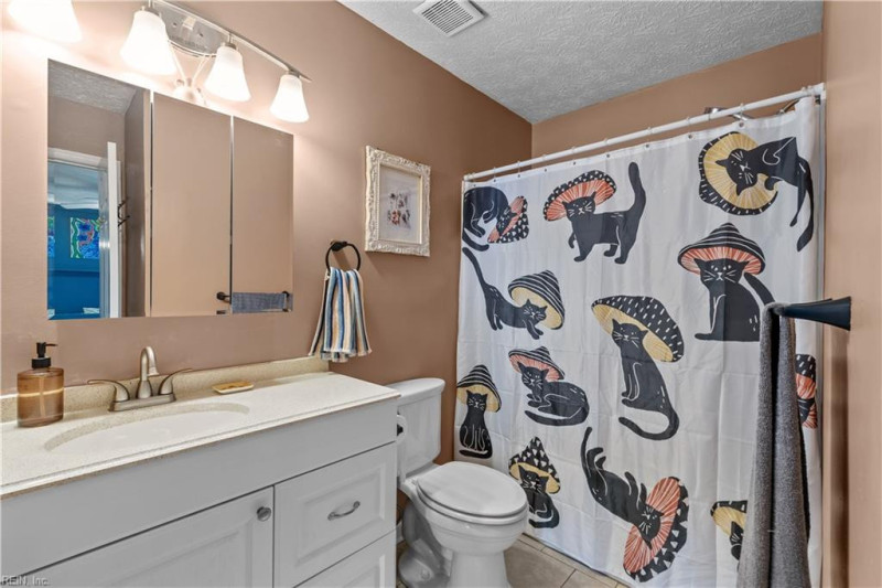 Photo 21 of 29 residential for sale in Newport News virginia