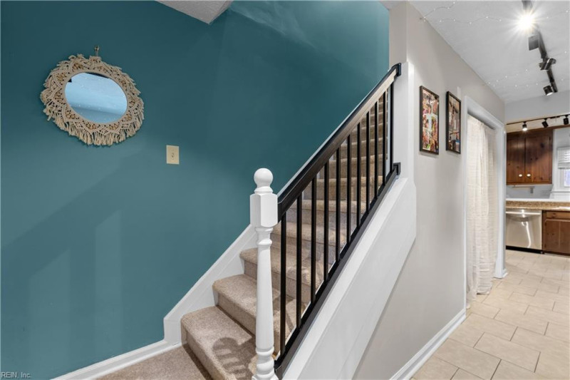 Photo 4 of 29 residential for sale in Newport News virginia