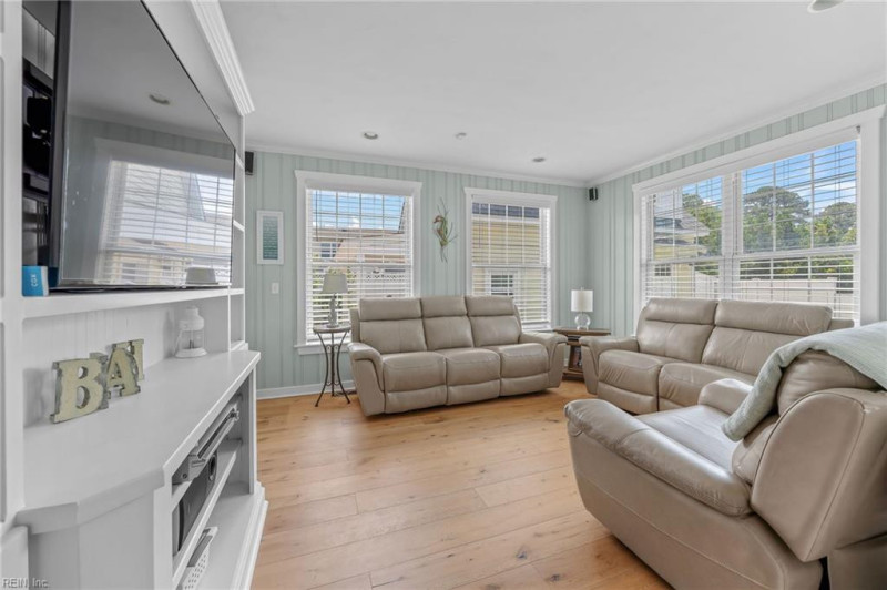 Photo 18 of 50 residential for sale in Virginia Beach virginia