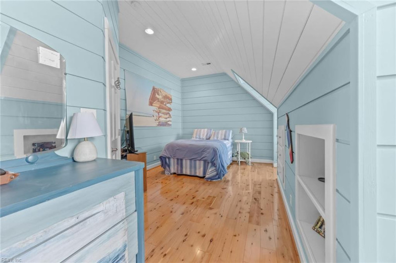 Photo 24 of 50 residential for sale in Virginia Beach virginia