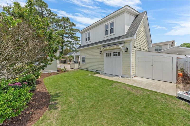 Photo 3 of 50 residential for sale in Virginia Beach virginia