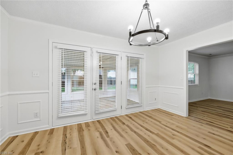 Photo 16 of 43 residential for sale in Virginia Beach virginia