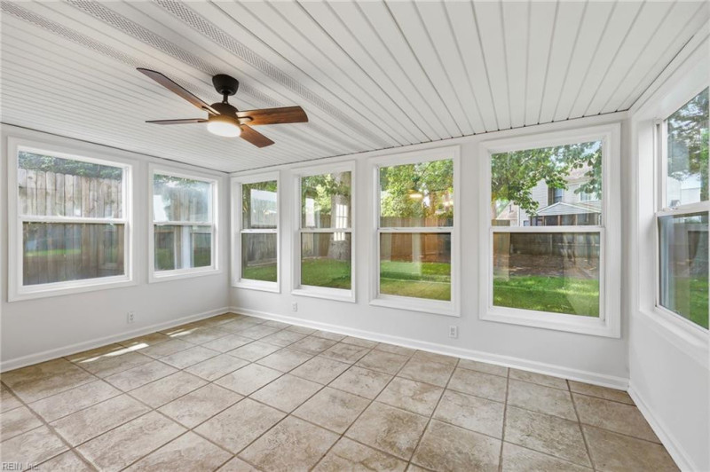 Photo 17 of 43 residential for sale in Virginia Beach virginia