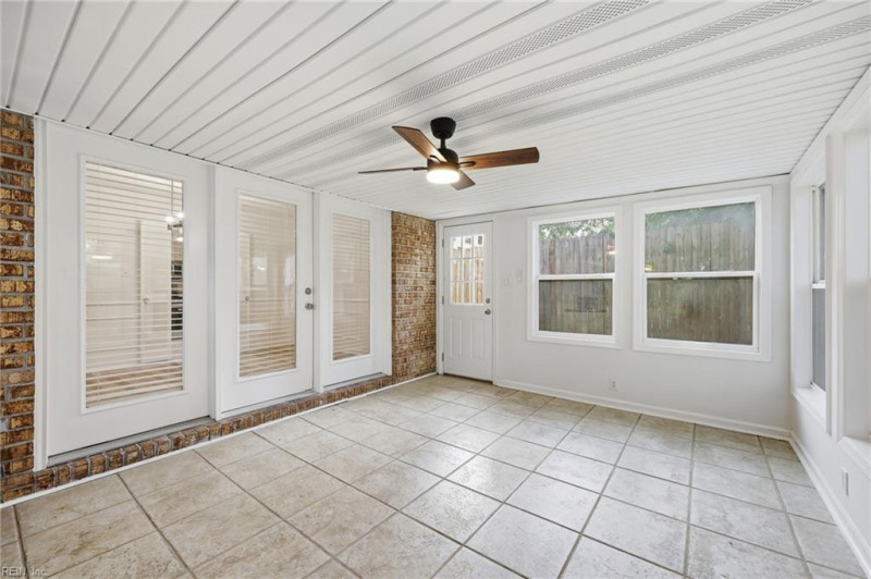 Photo 18 of 43 residential for sale in Virginia Beach virginia