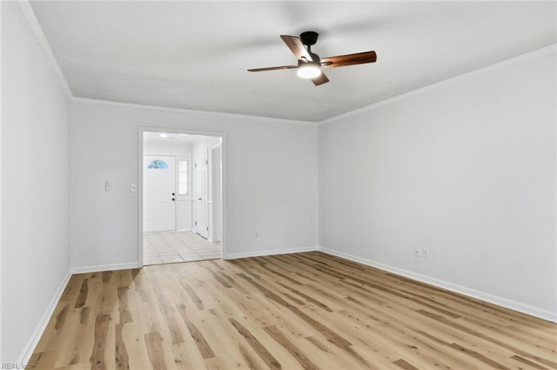 Photo 20 of 43 residential for sale in Virginia Beach virginia