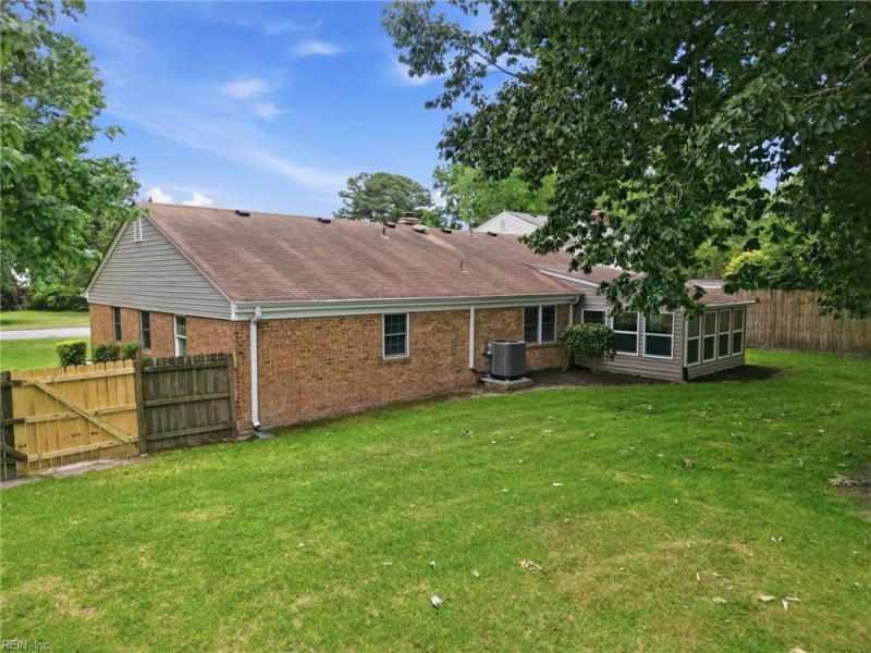 Photo 33 of 43 residential for sale in Virginia Beach virginia