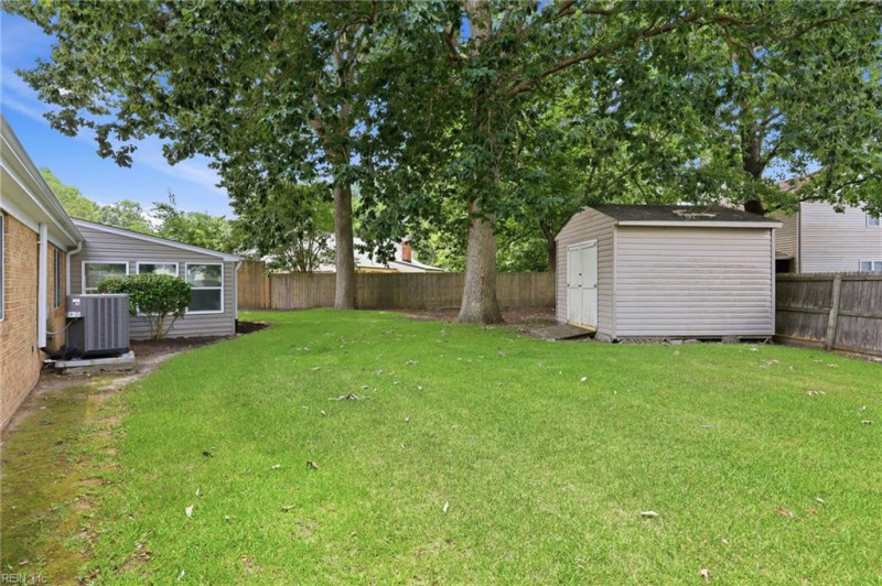 Photo 35 of 43 residential for sale in Virginia Beach virginia