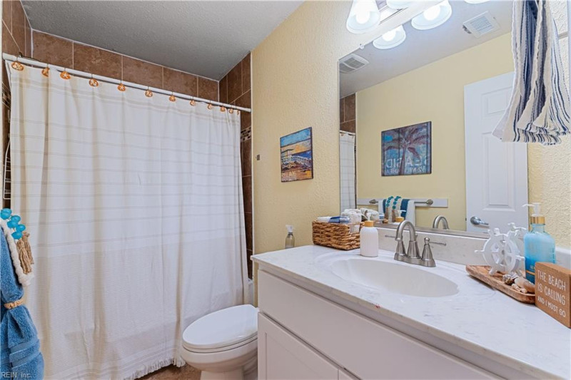 Photo 31 of 45 residential for sale in Norfolk virginia Photo 31 of 45 residential for sale in Norfolk virginia