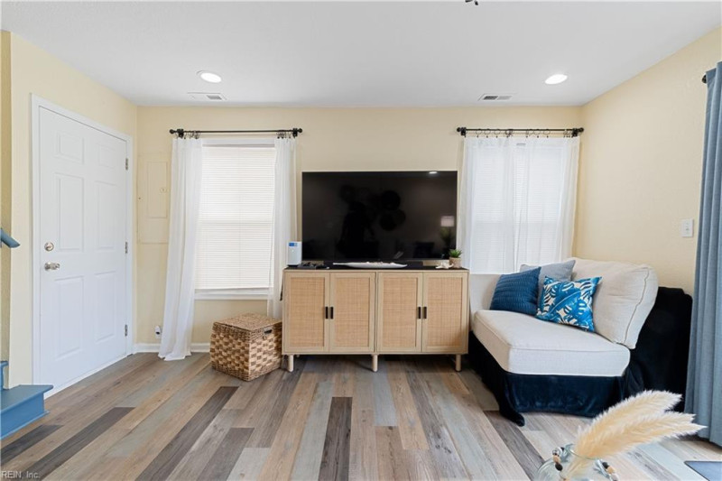 Photo 5 of 45 residential for sale in Norfolk virginia Photo 5 of 45 residential for sale in Norfolk virginia