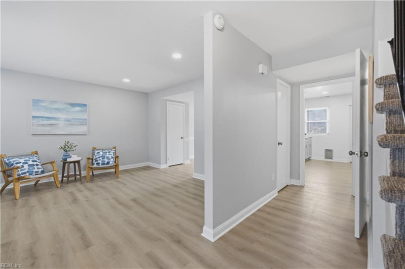Photo 11 of 40 residential for sale in Virginia Beach virginia
