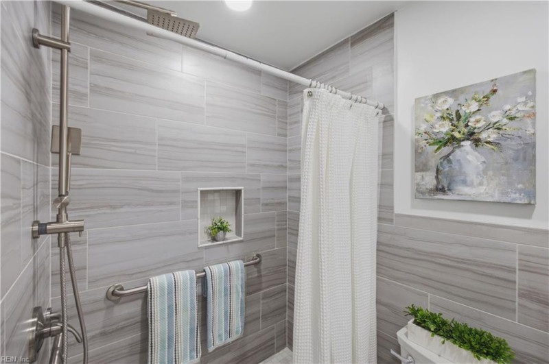 Photo 29 of 40 residential for sale in Virginia Beach virginia