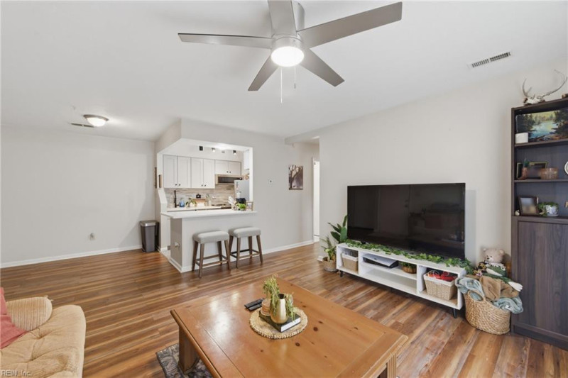 Photo 8 of 20 residential for sale in Hampton virginia