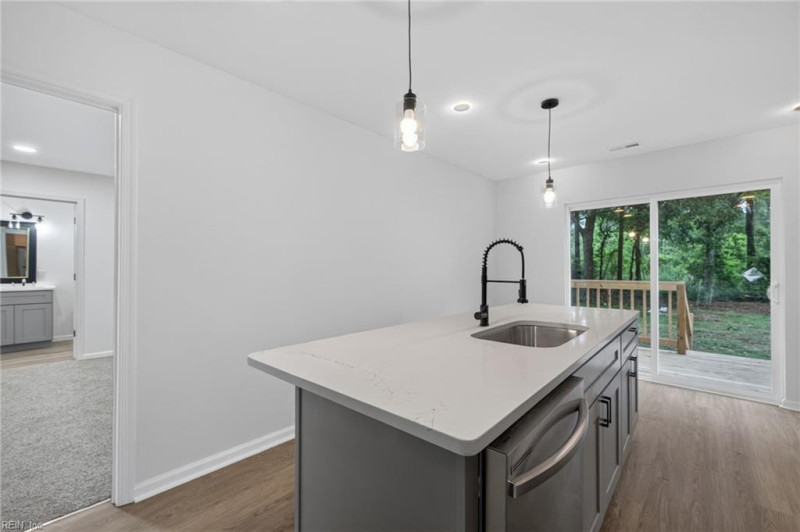 Photo 5 of 28 residential for sale in Chesapeake virginia