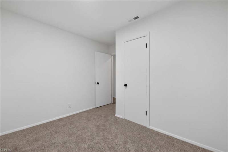 Photo 9 of 28 residential for sale in Chesapeake virginia