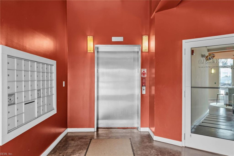 Photo 18 of 37 residential for sale in Virginia Beach virginia