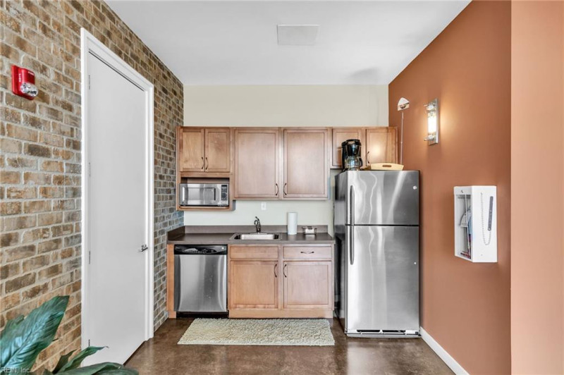 Photo 26 of 37 residential for sale in Virginia Beach virginia