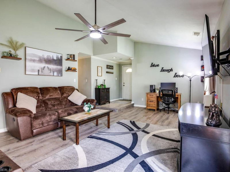 Photo 8 of 30 residential for sale in Virginia Beach virginia