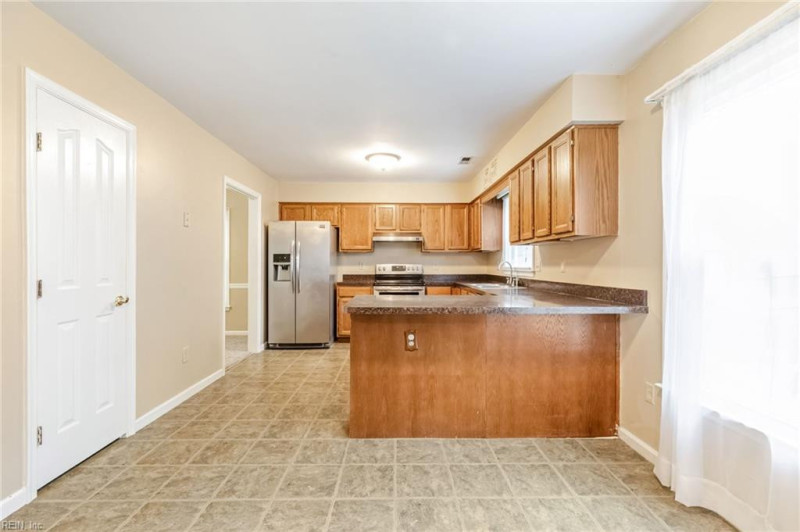 Photo 10 of 30 residential for sale in Newport News virginia Photo 10 of 30 residential for sale in Newport News virginia