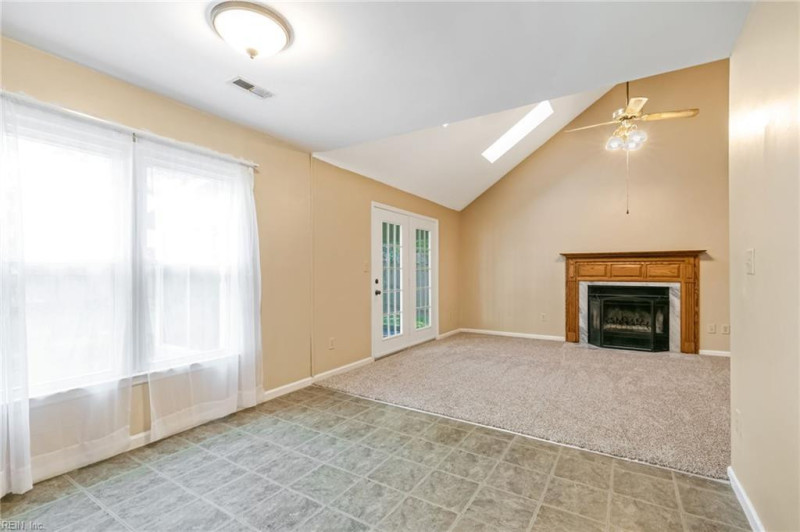 Photo 9 of 30 residential for sale in Newport News virginia Photo 9 of 30 residential for sale in Newport News virginia