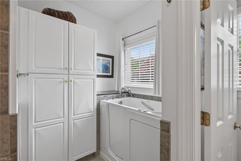 Photo 30 of 50 residential for sale in Newport News virginia Photo 30 of 50 residential for sale in Newport News virginia