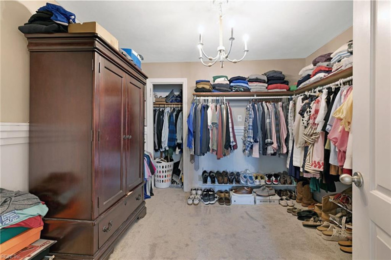 Photo 19 of 33 residential for sale in Hampton virginia