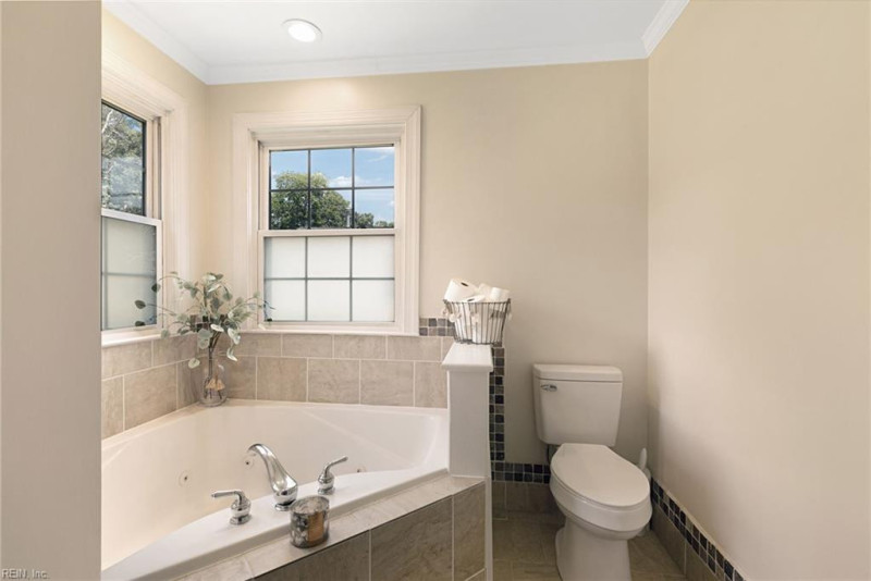 Photo 20 of 33 residential for sale in Hampton virginia