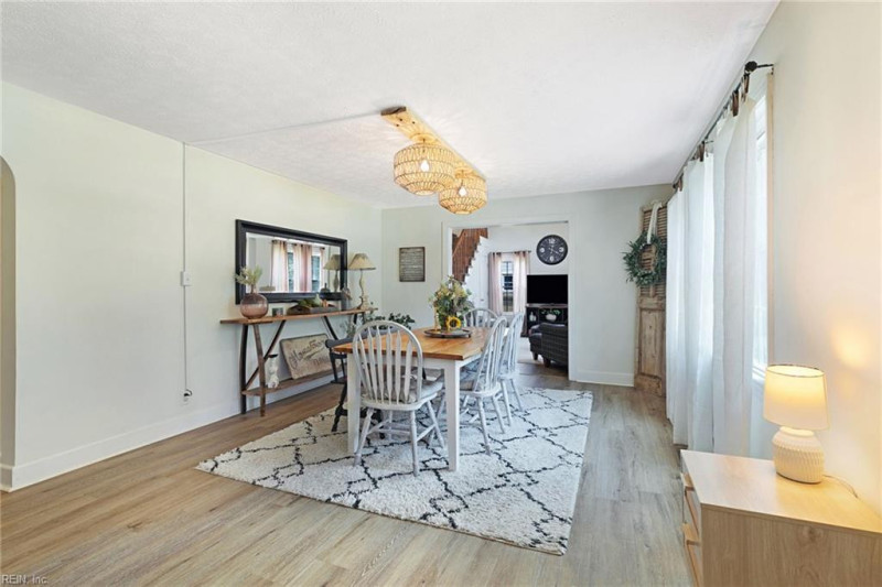 Photo 6 of 33 residential for sale in Hampton virginia