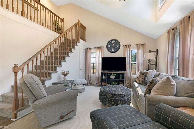 Photo 8 of 33 residential for sale in Hampton virginia