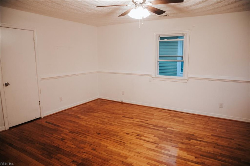 Photo 10 of 25 residential for sale in Norfolk virginia