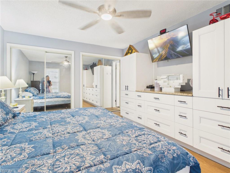 Photo 21 of 39 residential for sale in Virginia Beach virginia
