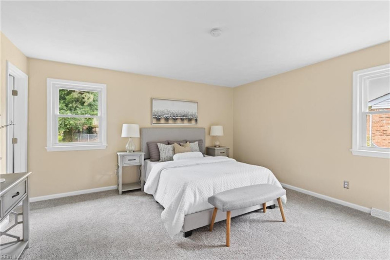 Photo 20 of 26 residential for sale in Chesapeake virginia