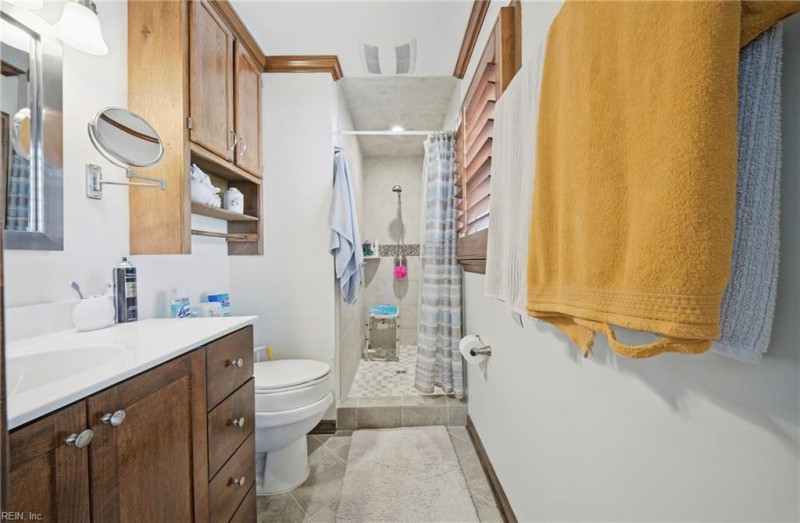 Photo 12 of 27 residential for sale in Virginia Beach virginia