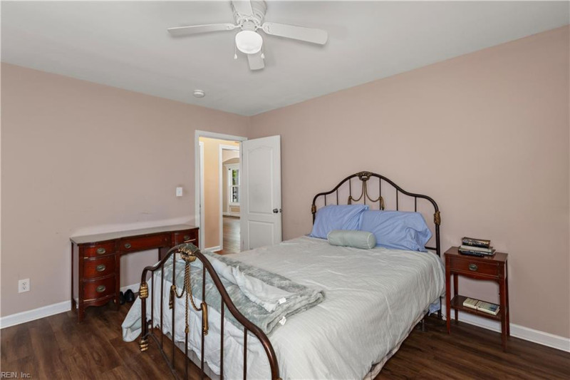 Photo 16 of 29 residential for sale in Virginia Beach virginia