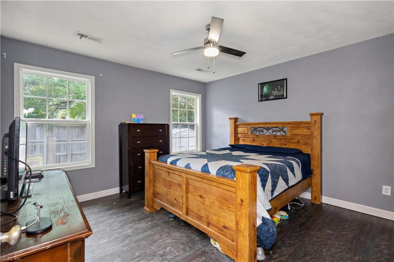 Photo 19 of 29 residential for sale in Virginia Beach virginia