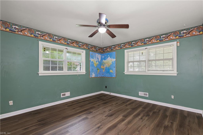 Photo 21 of 29 residential for sale in Virginia Beach virginia