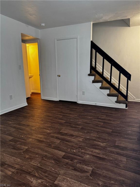 Photo 6 of 16 residential for sale in Virginia Beach virginia