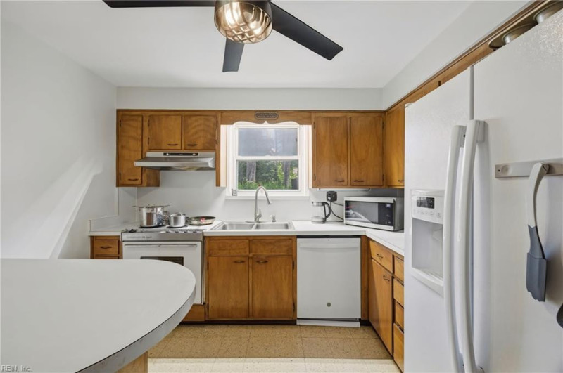 Photo 17 of 42 residential for sale in Norfolk virginia Photo 17 of 42 residential for sale in Norfolk virginia