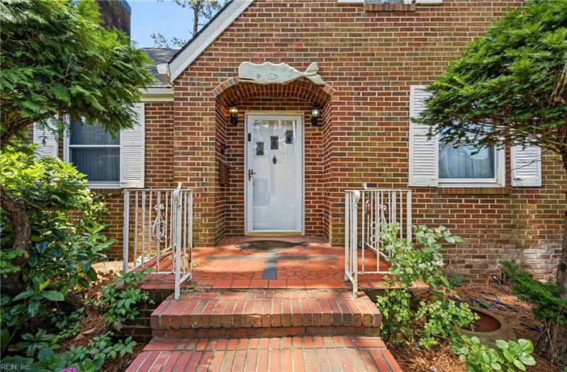 Photo 8 of 42 residential for sale in Norfolk virginia Photo 8 of 42 residential for sale in Norfolk virginia