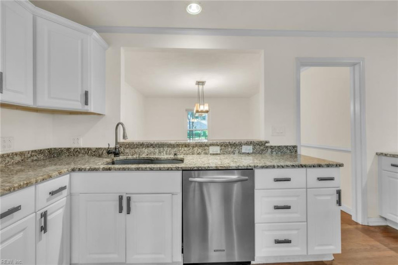 Photo 9 of 36 residential for sale in Virginia Beach virginia Photo 9 of 36 residential for sale in Virginia Beach virginia