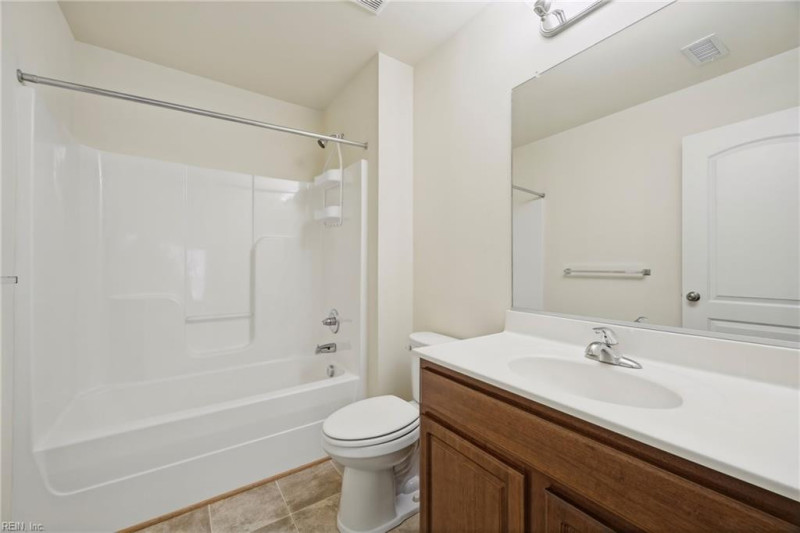 Photo 17 of 20 residential for sale in Chesapeake virginia Photo 17 of 20 residential for sale in Chesapeake virginia