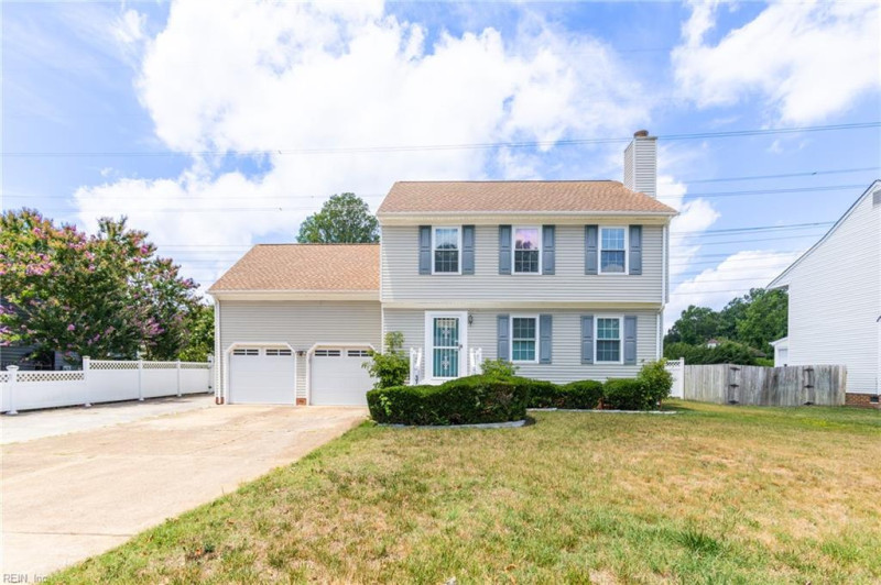 Photo 2 of 46 residential for sale in Chesapeake virginia