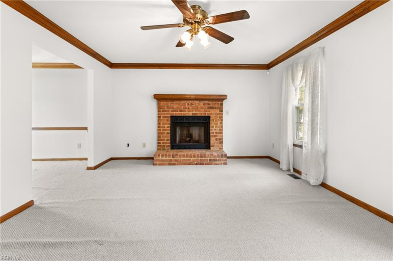 Photo 22 of 46 residential for sale in Chesapeake virginia