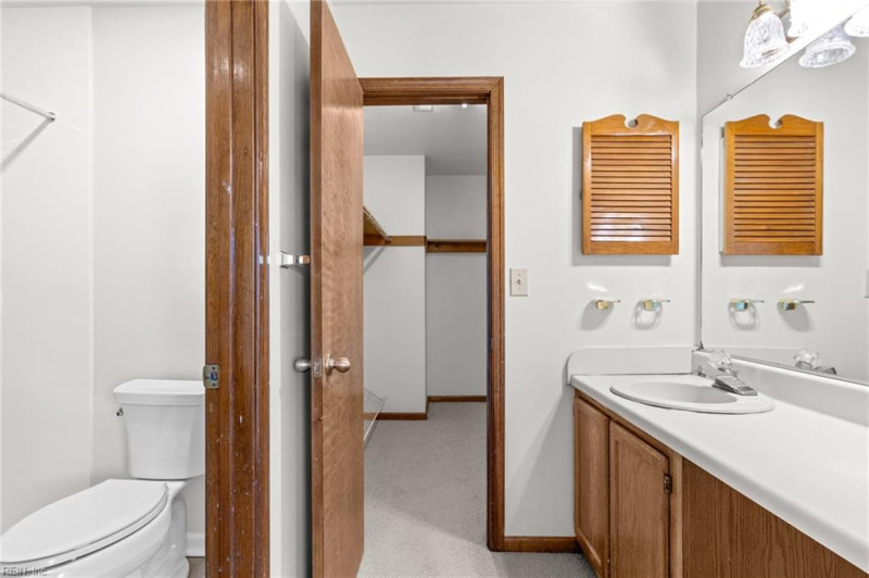 Photo 27 of 46 residential for sale in Chesapeake virginia