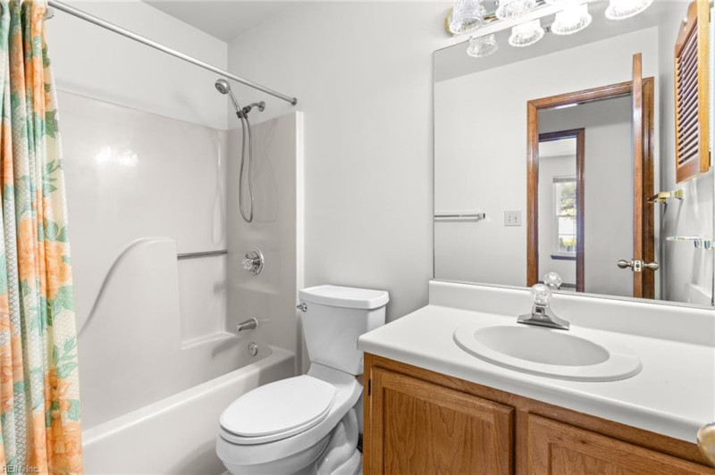 Photo 38 of 46 residential for sale in Chesapeake virginia