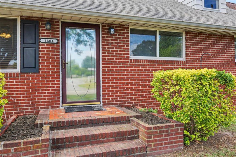 Photo 2 of 26 residential for sale in Portsmouth virginia Photo 2 of 26 residential for sale in Portsmouth virginia