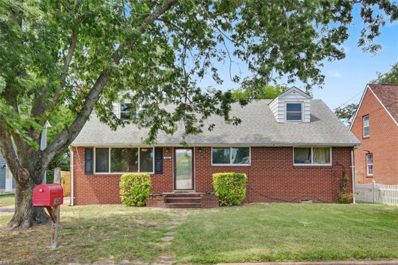 Photo 3 of 26 residential for sale in Portsmouth virginia Photo 3 of 26 residential for sale in Portsmouth virginia