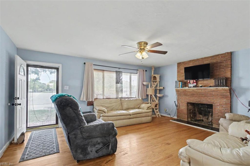 Photo 4 of 26 residential for sale in Portsmouth virginia Photo 4 of 26 residential for sale in Portsmouth virginia