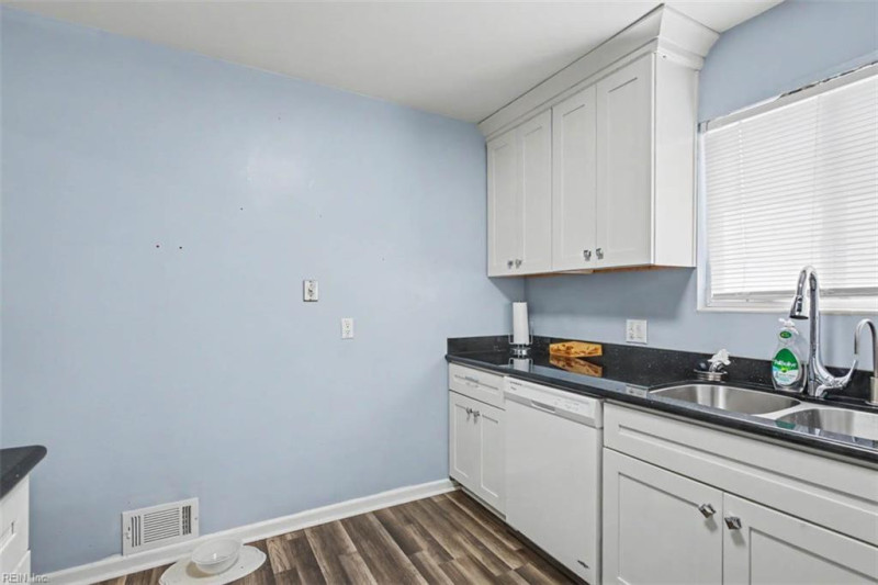 Photo 8 of 26 residential for sale in Portsmouth virginia Photo 8 of 26 residential for sale in Portsmouth virginia