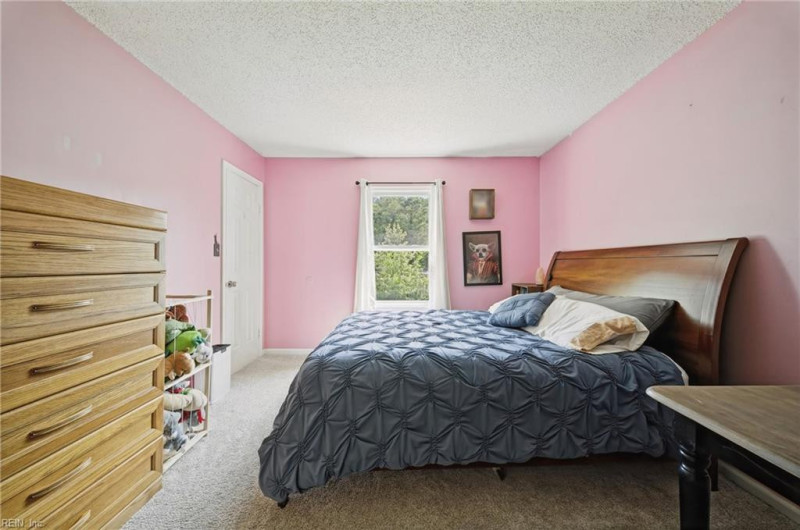Photo 18 of 39 residential for sale in Virginia Beach virginia