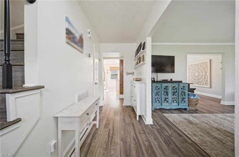 Photo 6 of 39 residential for sale in Virginia Beach virginia